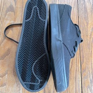 Nike “Stephan Janoski” worn 1x, great condition, Black Mens size 9